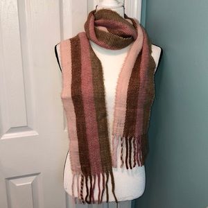 C.B.M. Italian Scarf